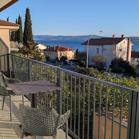 Apartments Kety - Central Heating Crikvenica Exteriör bild