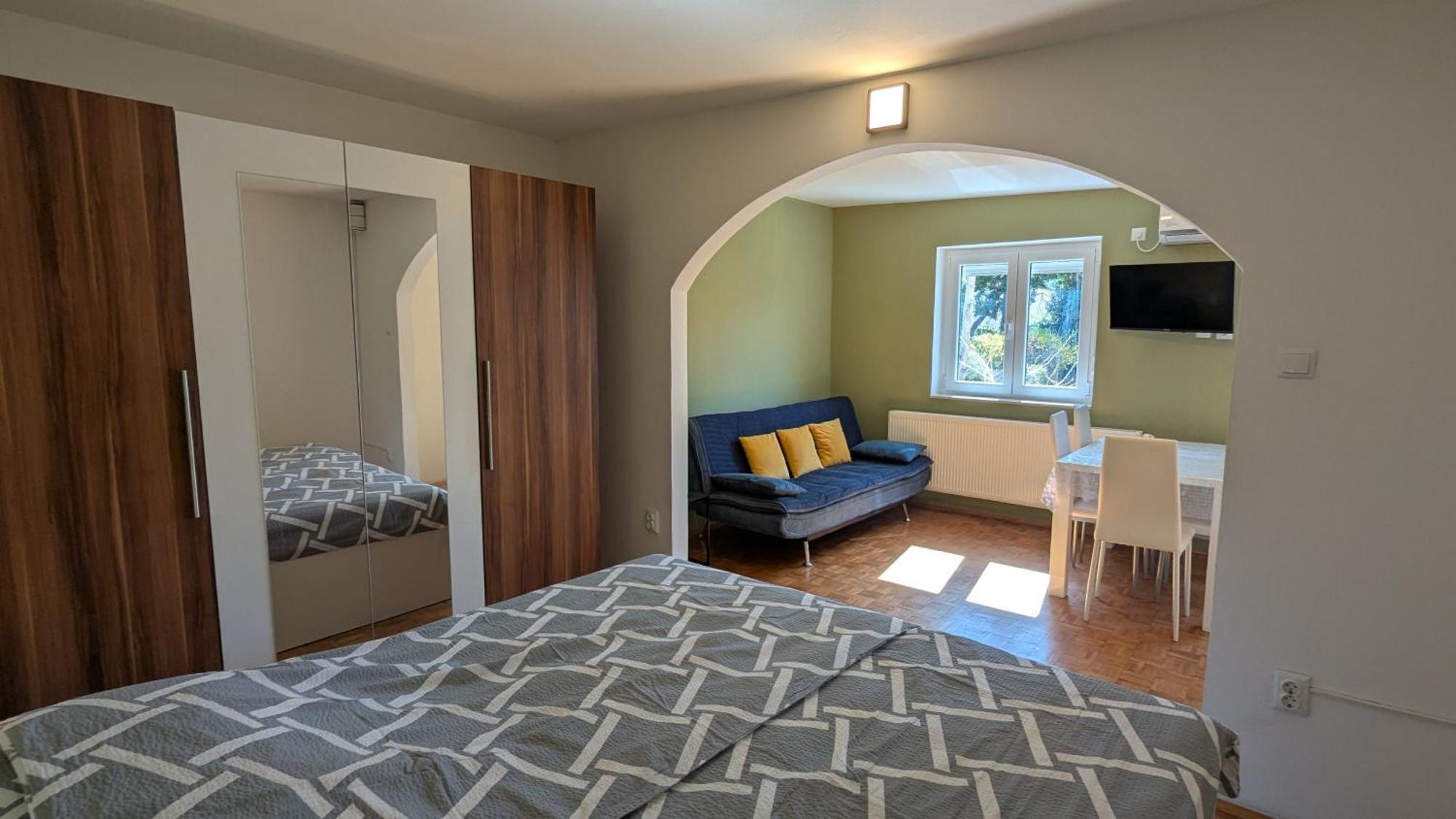 Apartments Kety - Central Heating Crikvenica Rum bild