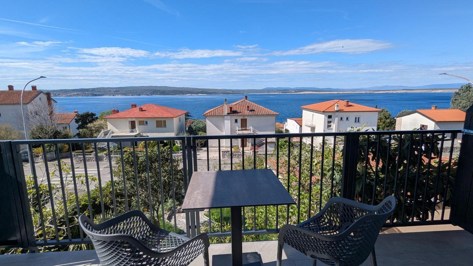 Apartments Kety - Central Heating Crikvenica Rum bild